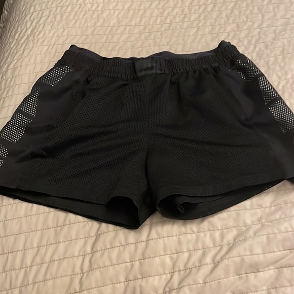 Alexander wang h&m boxing shorts perforated size 6 - Picture 2 of 8